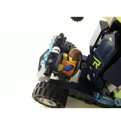 70826 - DinoMechTankThing