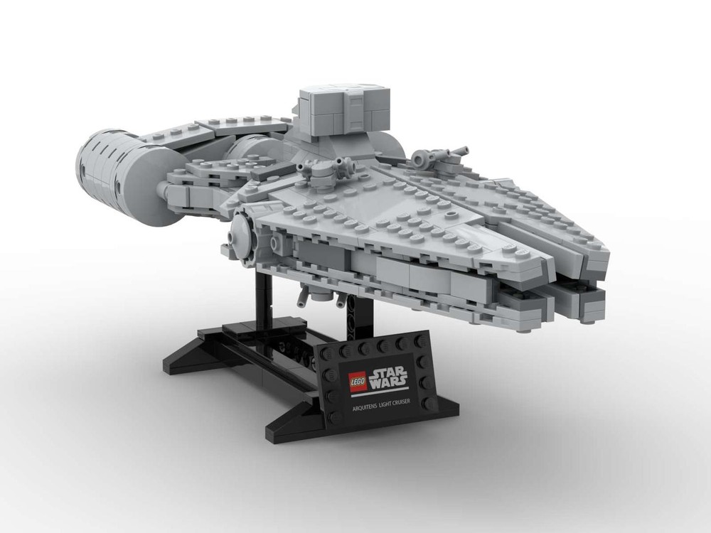 Lego Arquitens Light Cruiser ISD UCS Scale