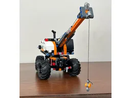 Wheeled Crane
