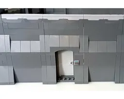 Imperial wall - Door