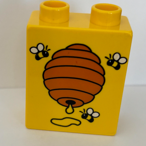 Lego Duplo Brick 1 x 2 x 2, with Three Bees and Beehive Print / Yellow