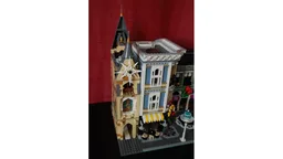 Marbled Museum (8x32 Modular)