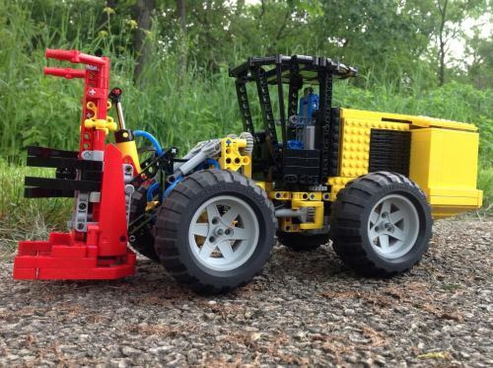 Lego CAT 573c Feller