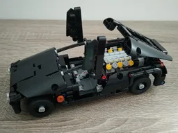 Cyber Cruiser - Small Scale Technic Sci-Fi Supercar