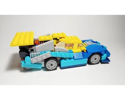 LM Prototype Car (Medium Creative Brick Box alt)