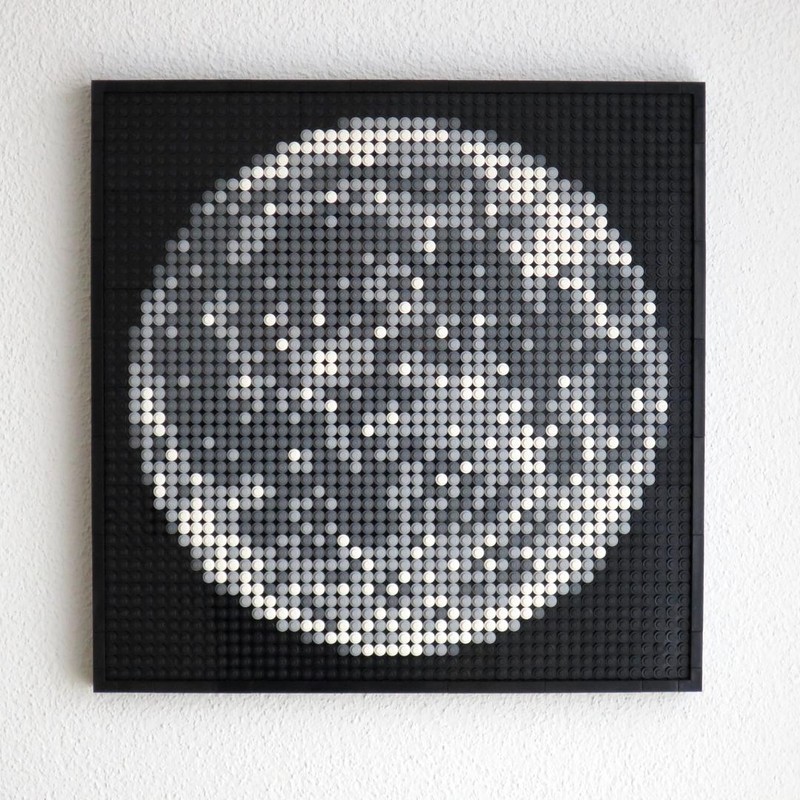 Lego Full Moon – Mosaic