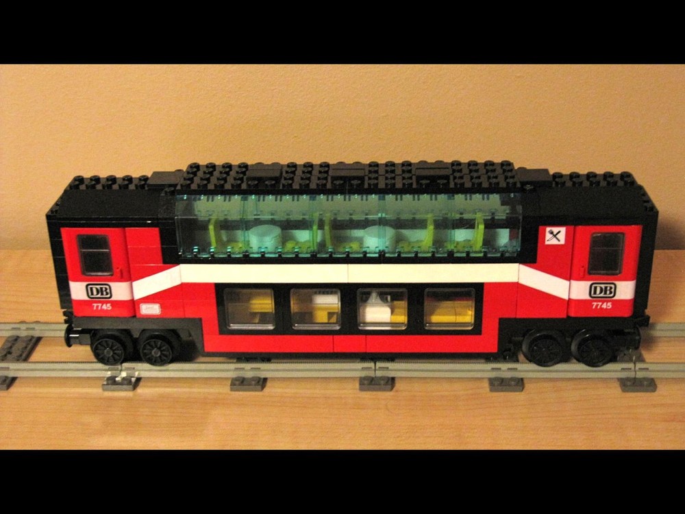 Lego 7745 Club Car