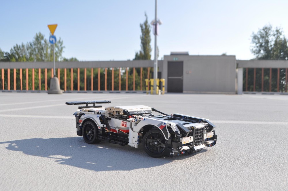 Lego 42096 B-Model Sportcar