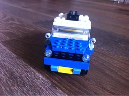 6913 SUV
