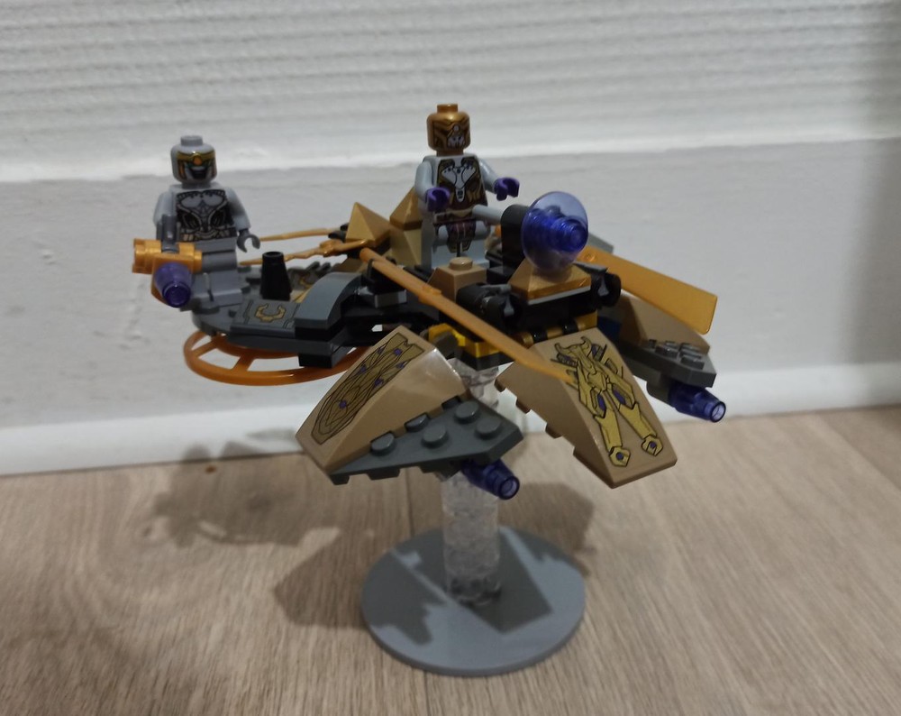 Lego Chitauri's Jet (light version)