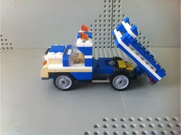 6913 Flatbed Truck