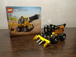 42197 Combine Harvester