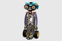 Spinning Robot Owl