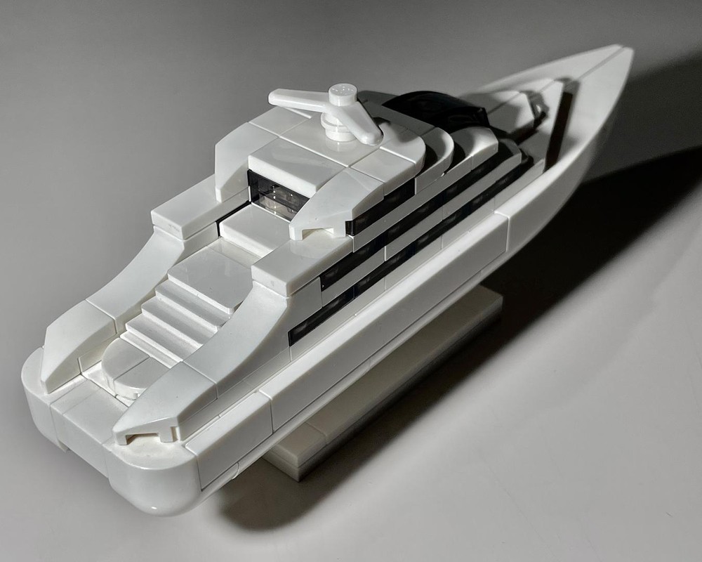 Lego Micro Yacht