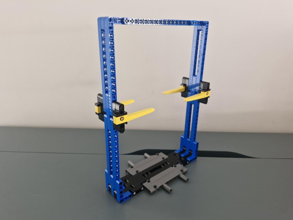 Lego Car Lift (Suits 1:12 Cars)