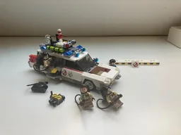 Ghostbusters Afterlife Ecto-1