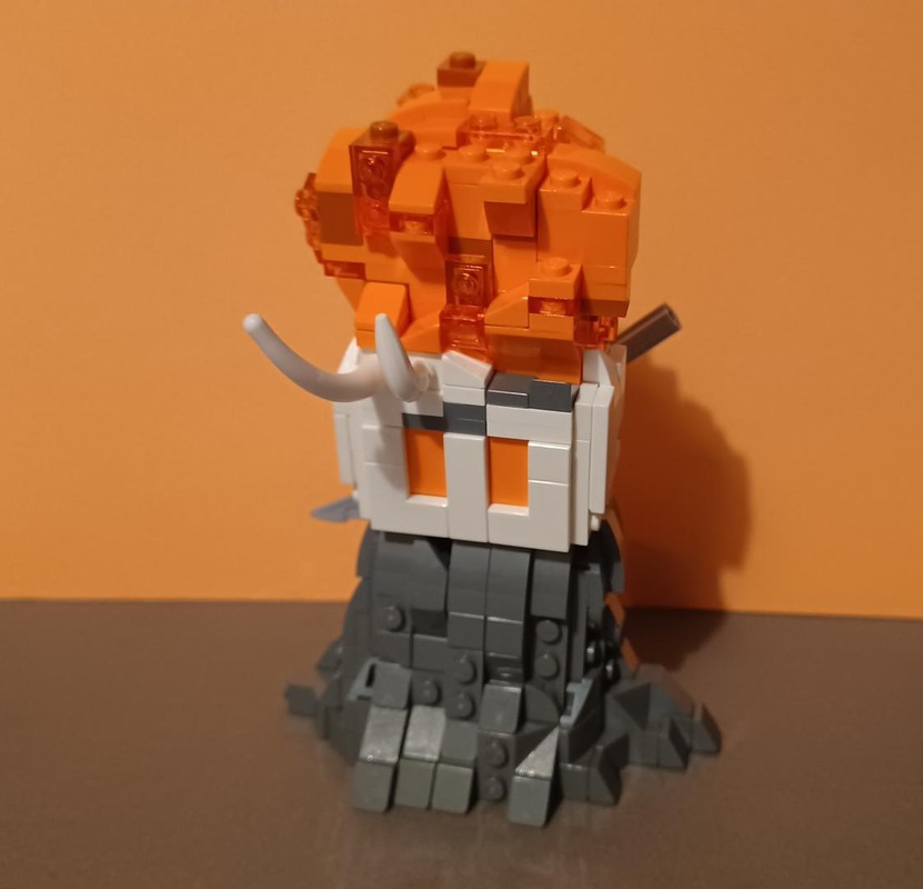 Lego Hollow Knight- Broken Vessel