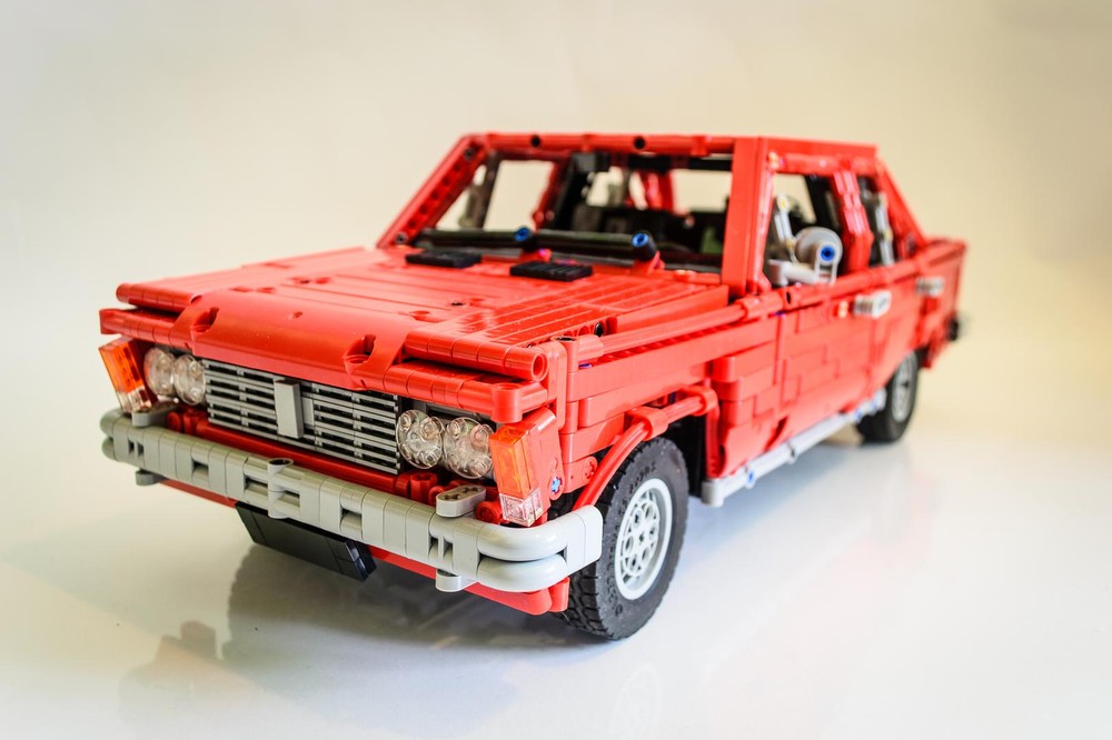 Lego Fiat 125p