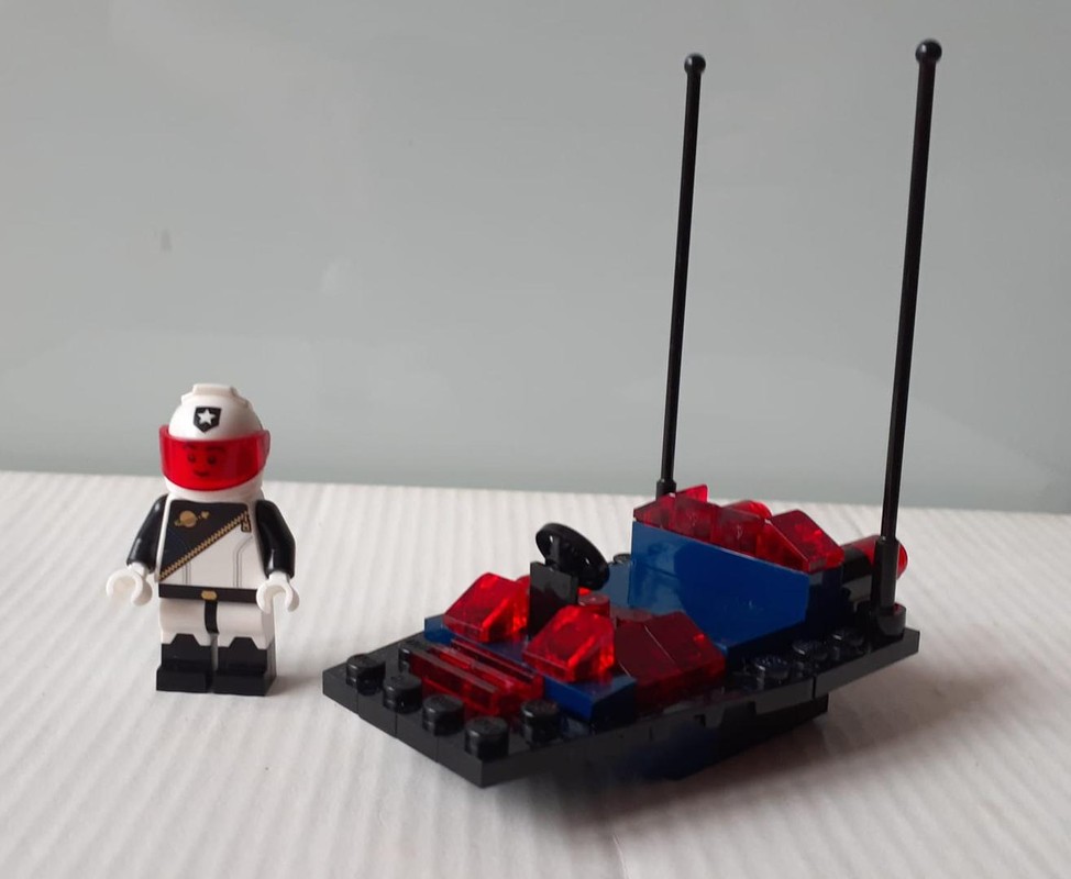 Lego Space Police Patrol Hovership