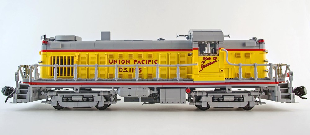 Lego Union Pacific Alco RS-2 (1:38)