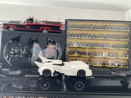 #BatWhite