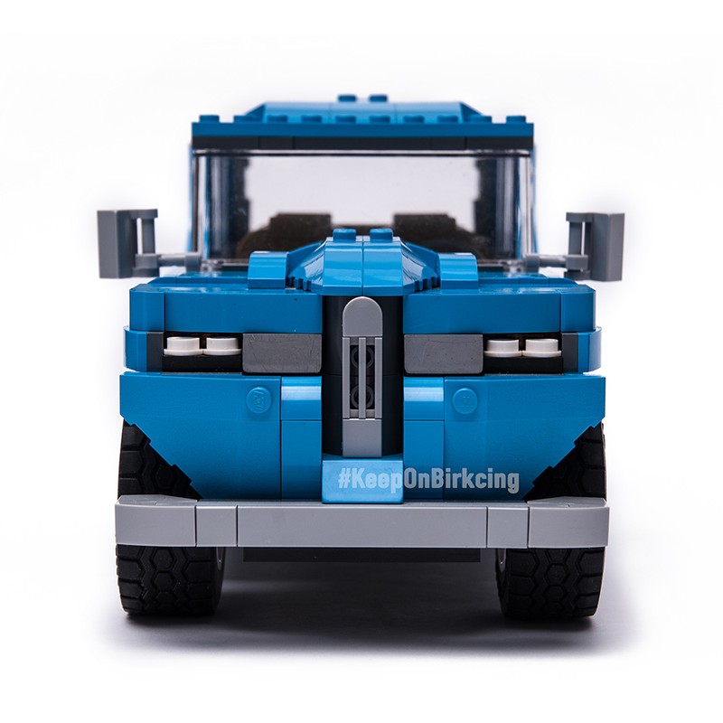 Lego 10252 Luxury SUV