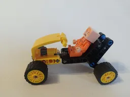 Quad with rear tilt steering