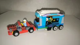 10696 Camper