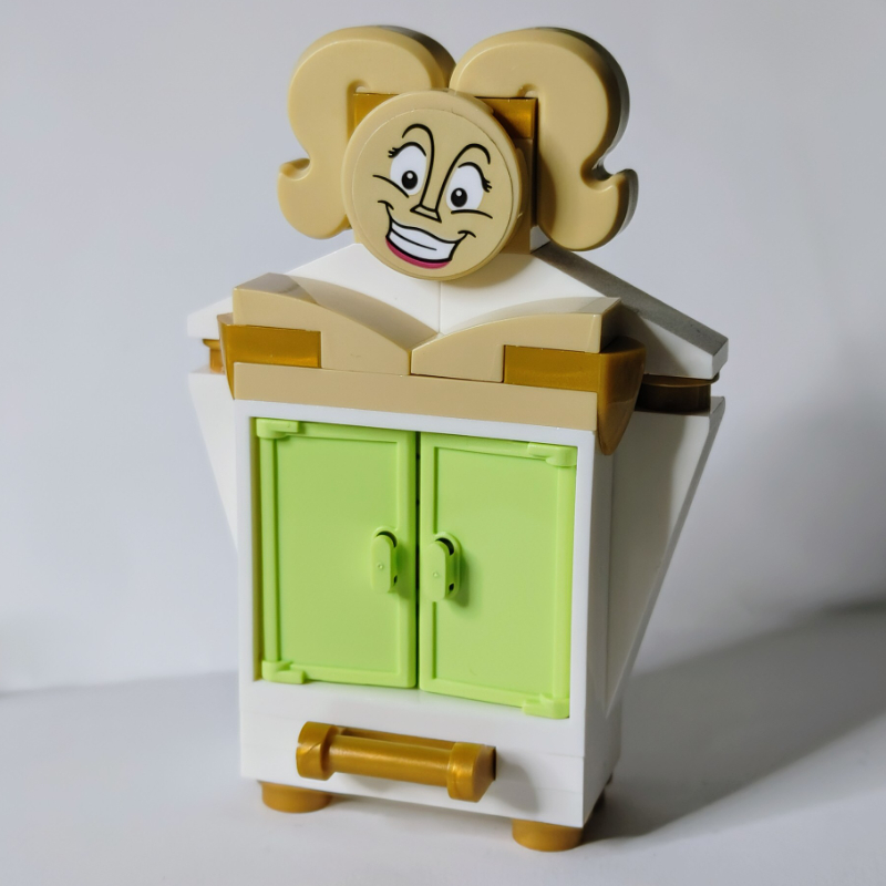 Lego Madame de la Grande Bouche (Wardrobe) [Plain]