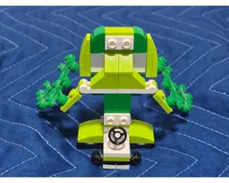 30564 - Female robot