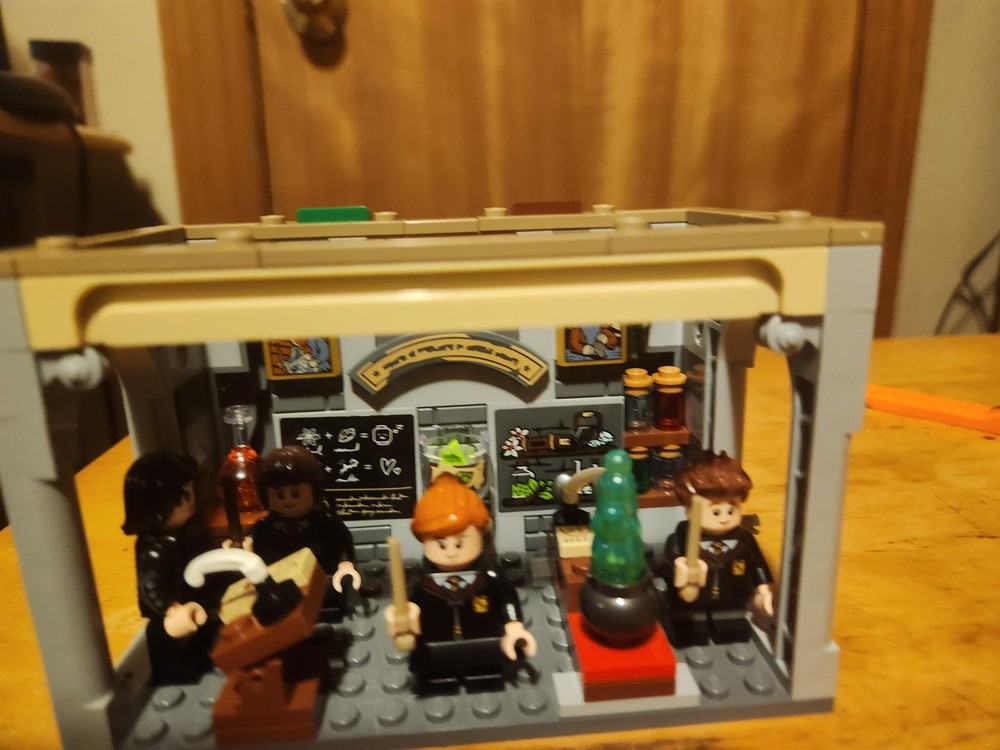 Lego Potion Class modular castle remake.