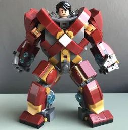Minifig Scale Hulkbuster (Avengers: Infinity War)