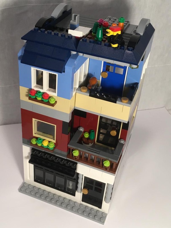 Lego Bike store and apartment