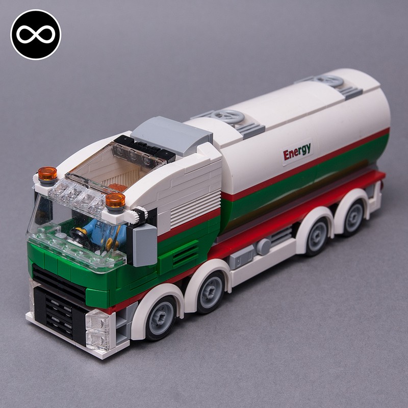 Lego Octan City 8x8 Volvo Tanker Truck