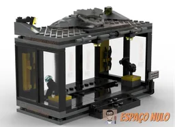 Bat container