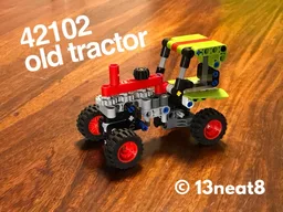 42102 old Tractor