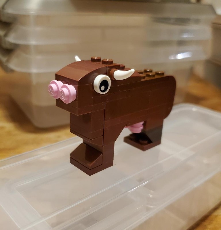 Lego Adorable Cow (minifig scale)
