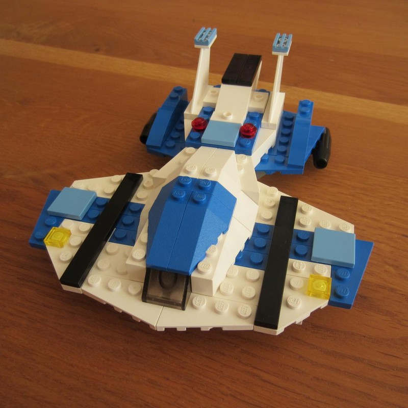 Lego 4098 Gurnard cruiser