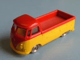 HO Scale VW Pickup - Yellow Base