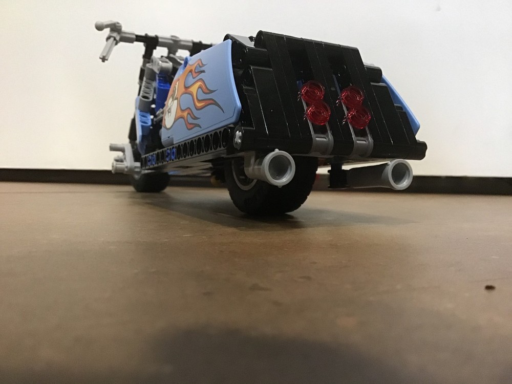 Lego 42022 Motorcycle with Stand C Model