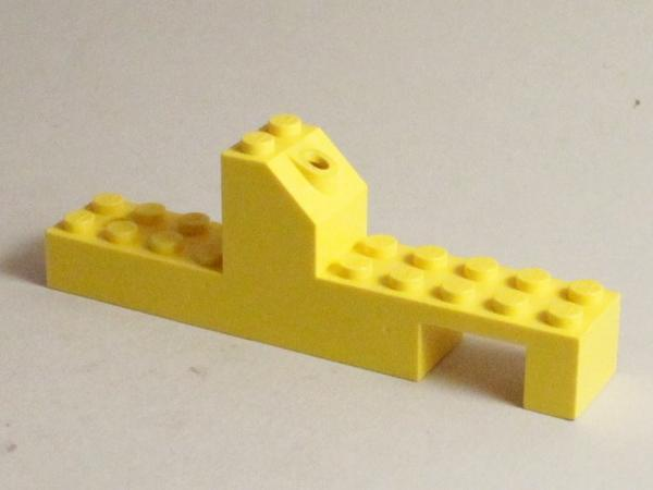 Lego Vehicle Base, Tractor Chassis 11 x 2 x 3 / Yellow