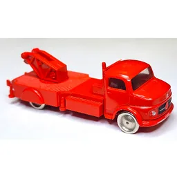 HO Scale Mercedes Fire Engine / Red