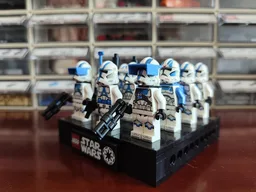 12 Minifigures Stand
