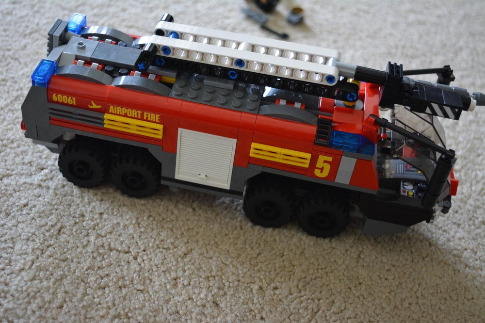 Lego ARFF Rosenbauer PANTHER 8x8 (Airport Fire Truck)