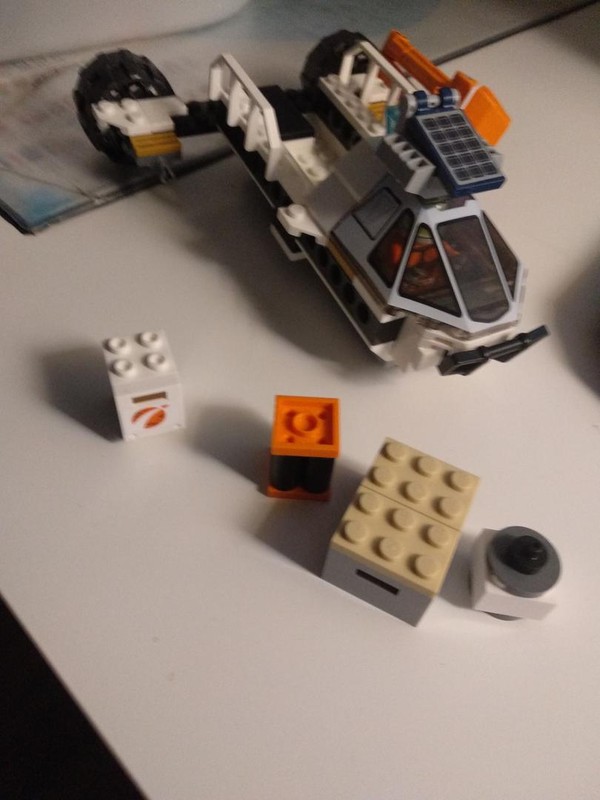 Lego Space post (Jet + Objects)