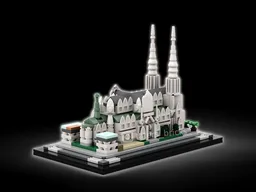 St. Patrick's Cathedral 1:800 Scale