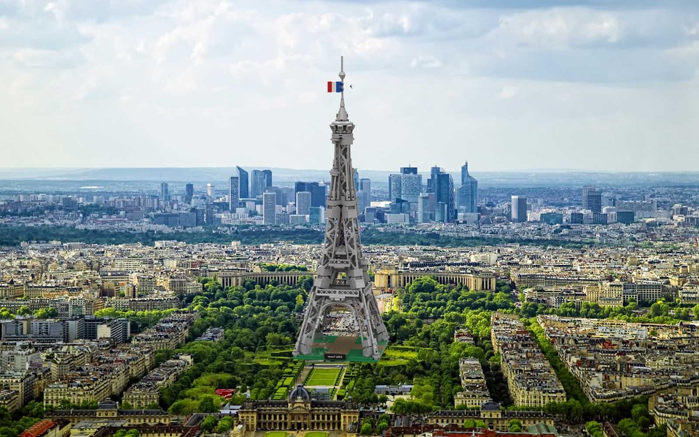 Lego Eiffel Tower