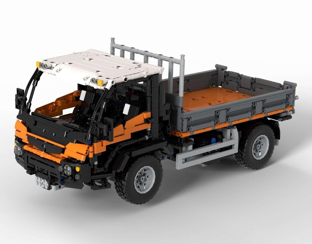 Lego municipal transporter with three-way tipper CB003