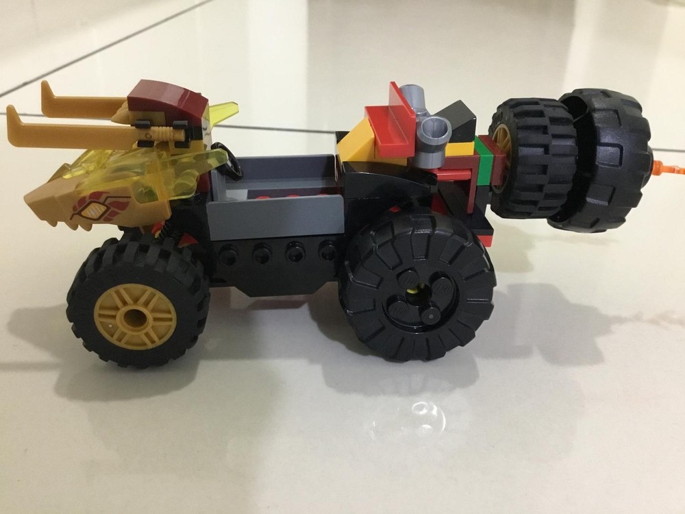 Lego Kai’s horned race car