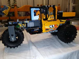 RC MAZ MVU-30
